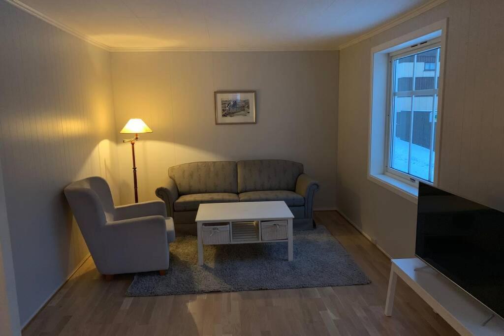 Koselig Hus I Havna Apartment Svolvær Exterior photo